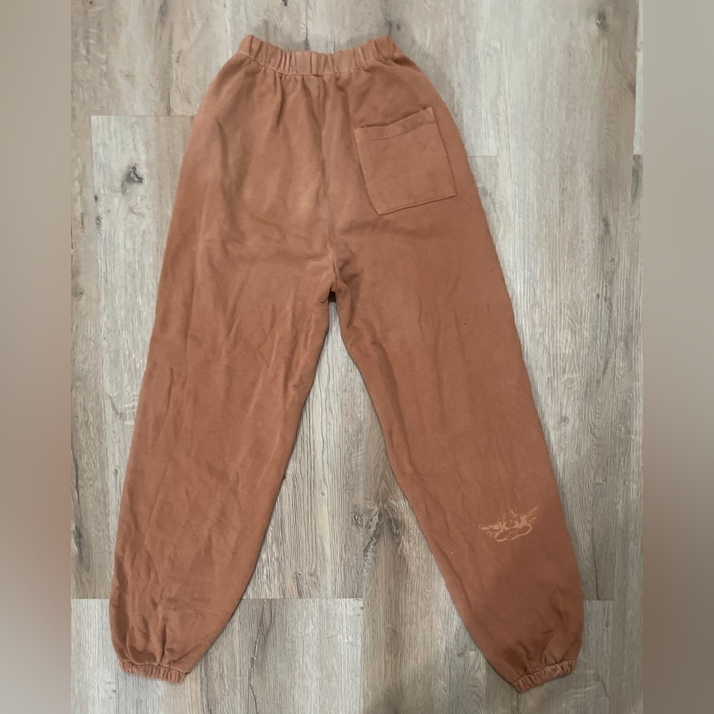 Boys Lie From This Perspective Sweatpants Size Small/ Will Fit Size Medium NWOT - Picture 7 of 9